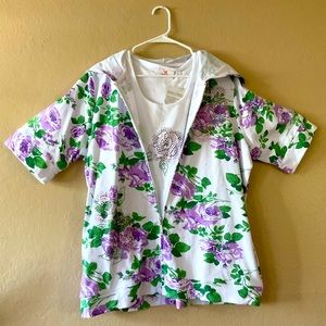 NWT- Quaker Factory 2-piece set- Large